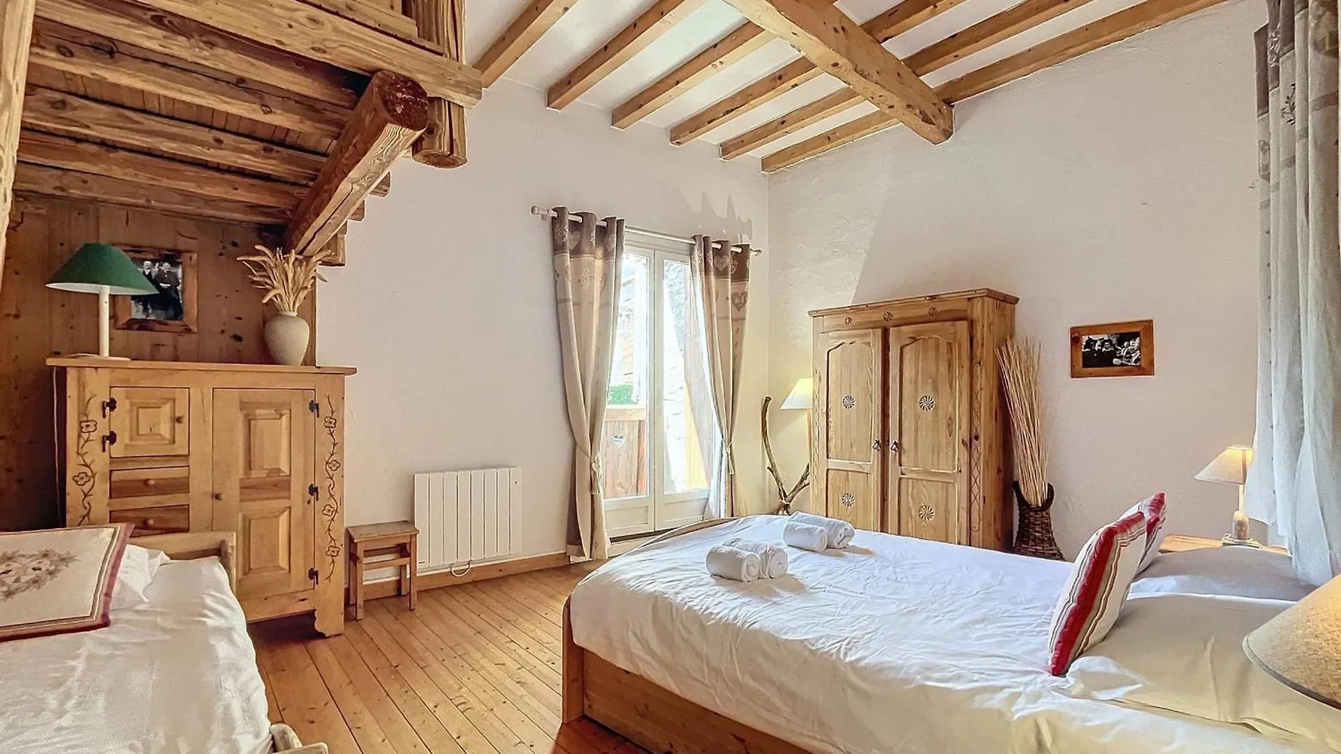 Meribel - Chalet 11 Pers, 5 Ch, Parking - Fr-1-688-93 Les Allues 0*,  France